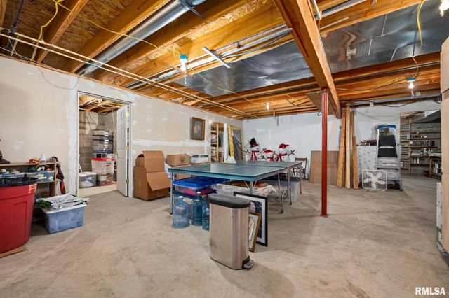 1196 W CAROLYN Court, East Peoria, IL 61611