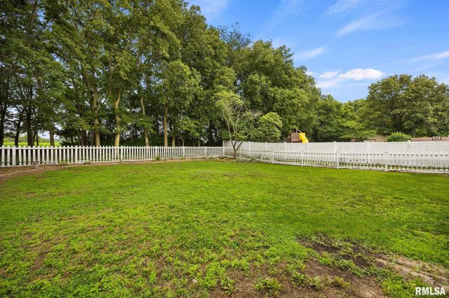 1196 W CAROLYN Court, East Peoria, IL 61611