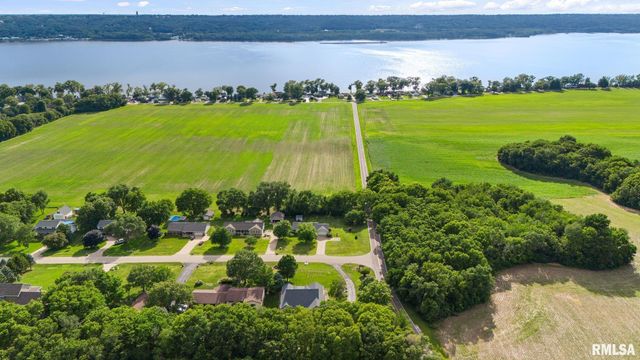 1196 W CAROLYN Court, East Peoria, IL 61611