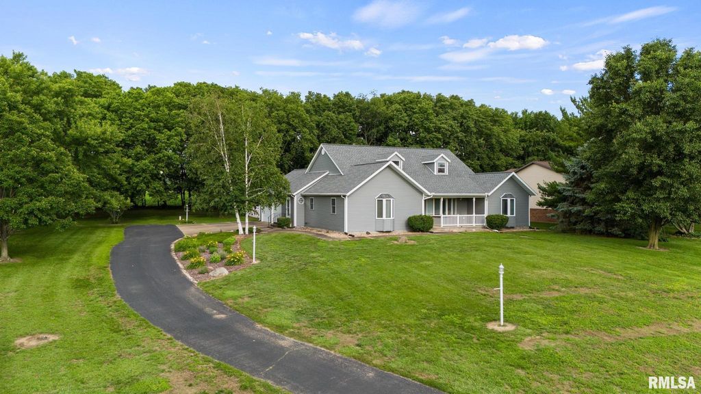 1196 W CAROLYN Court, East Peoria, IL 61611