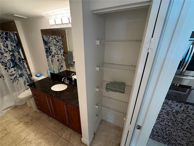 7350 SW 89th Street 1809S, Miami, FL 33156