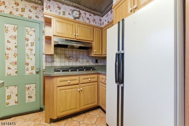 608 Meadow St, Roselle Boro, NJ 07203