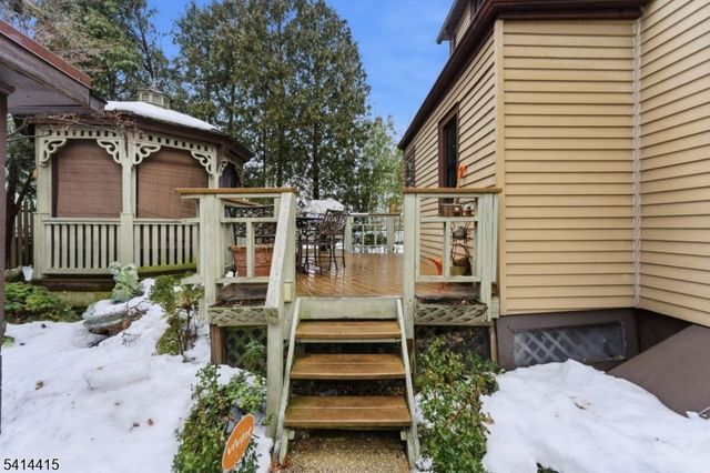 608 Meadow St, Roselle Boro, NJ 07203