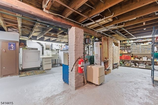 608 Meadow St, Roselle Boro, NJ 07203