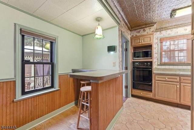 608 Meadow St, Roselle Boro, NJ 07203