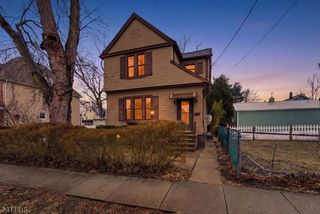 608 Meadow St, Roselle Boro, NJ 07203