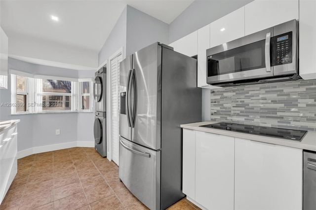 2910 SE 13th Road 20544, Homestead, FL 33035