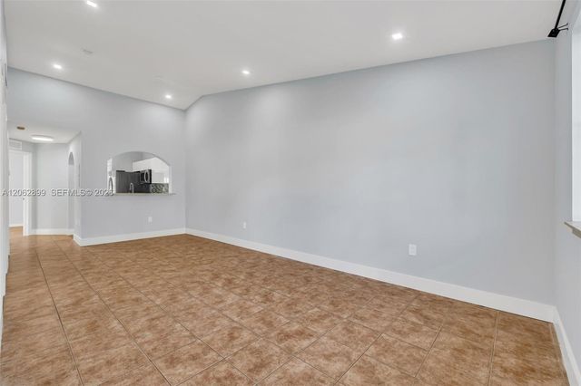2910 SE 13th Road 20544, Homestead, FL 33035