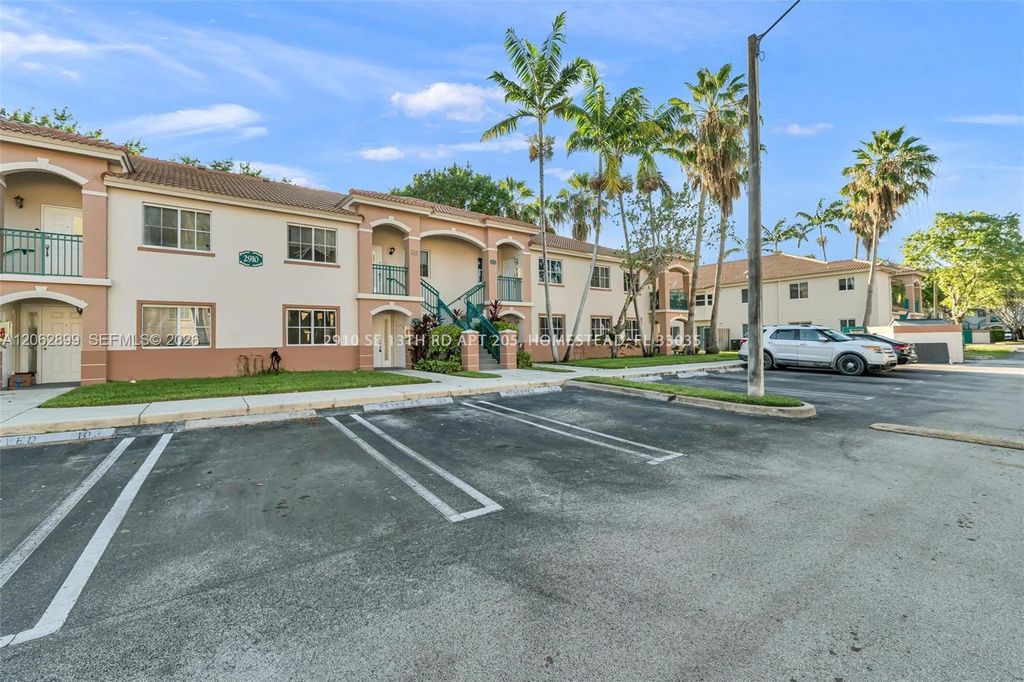 2910 SE 13th Road 20544, Homestead, FL 33035