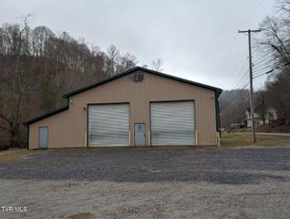 1828 Brush Creek, Clintwood, VA 24228