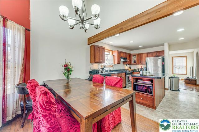1624 Cotswold Road, Coolbaugh Twp, PA 18466