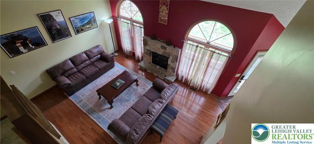 1624 Cotswold Road, Coolbaugh Twp, PA 18466