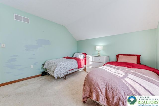 1624 Cotswold Road, Coolbaugh Twp, PA 18466