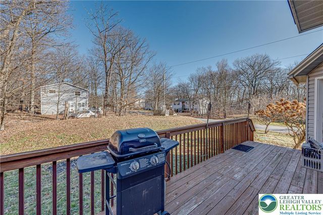 1624 Cotswold Road, Coolbaugh Twp, PA 18466
