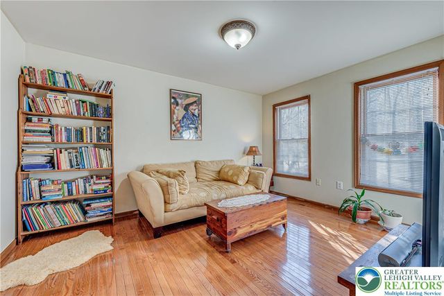 1624 Cotswold Road, Coolbaugh Twp, PA 18466