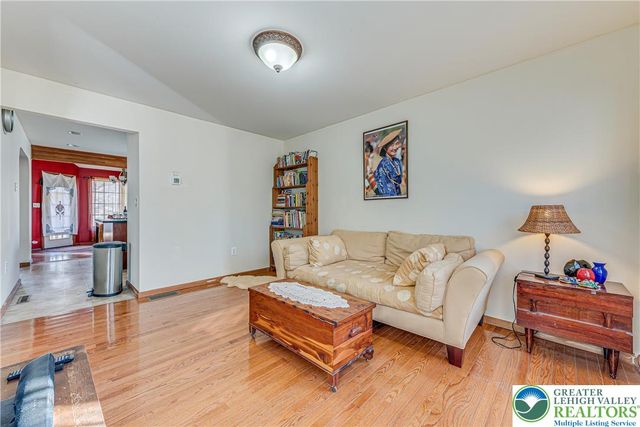 1624 Cotswold Road, Coolbaugh Twp, PA 18466