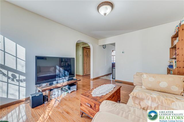 1624 Cotswold Road, Coolbaugh Twp, PA 18466