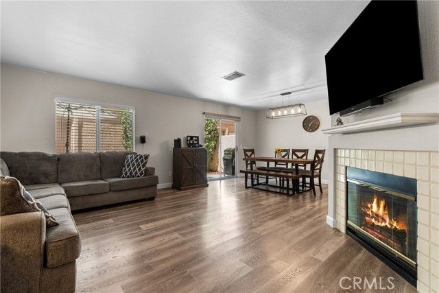 25114 Steinbeck C, Stevenson Ranch, CA 91381