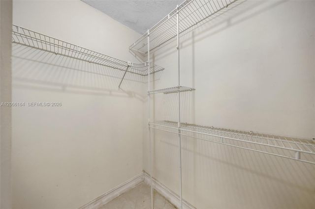 9405 Fontainebleau Boulevard 112, Miami, FL 33172