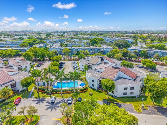 9405 Fontainebleau Boulevard 112, Miami, FL 33172