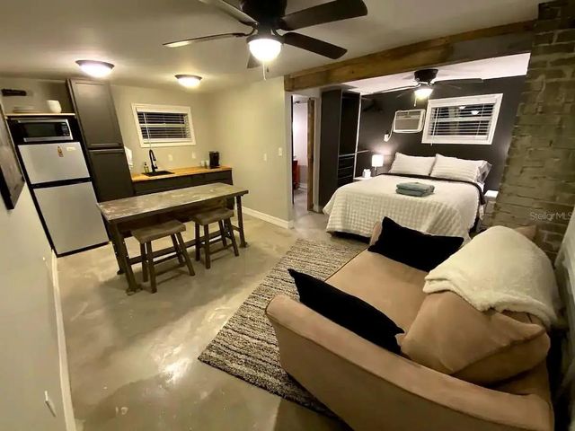 5420 29TH AVENUE S B, Gulfport, FL 33707