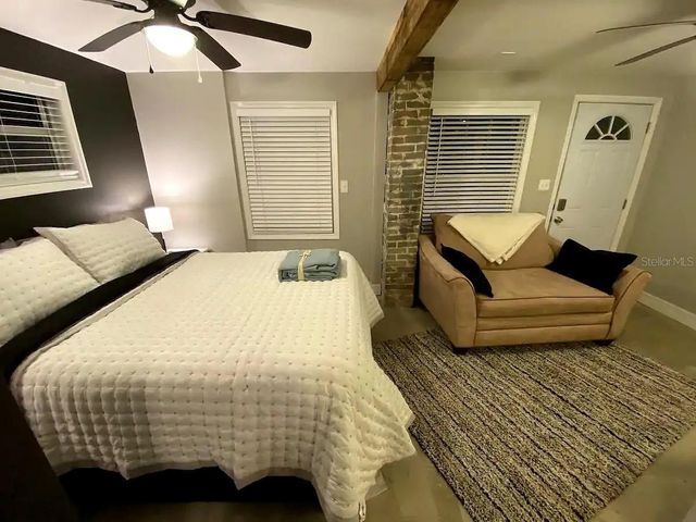 5420 29TH AVENUE S B, Gulfport, FL 33707