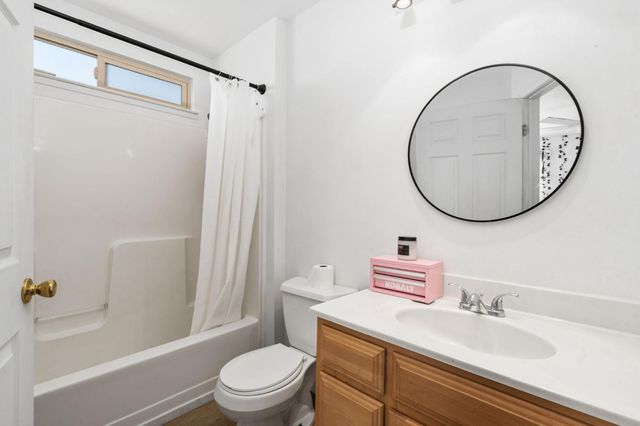 1852 N Hollywood Drive, Reedley, CA 93654