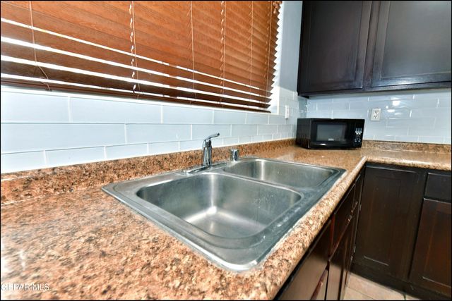 6372 FRANKLIN RIDGE Drive, El Paso, TX 79912