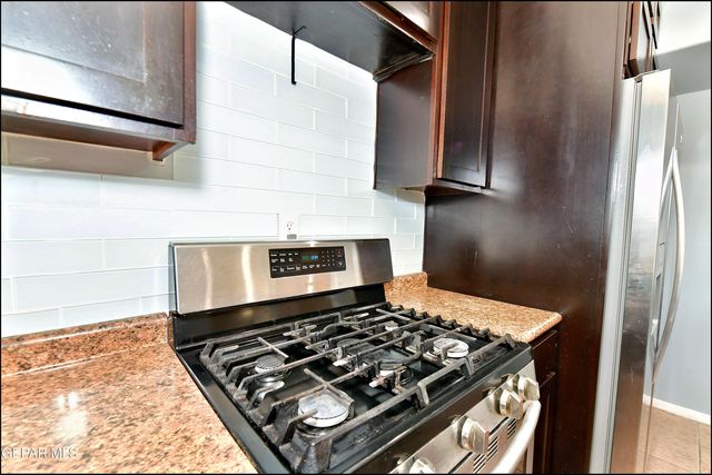 6372 FRANKLIN RIDGE Drive, El Paso, TX 79912