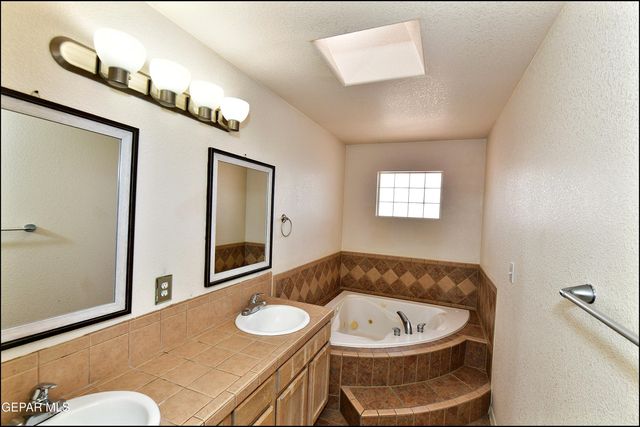 6372 FRANKLIN RIDGE Drive, El Paso, TX 79912