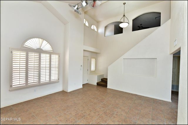 6372 FRANKLIN RIDGE Drive, El Paso, TX 79912
