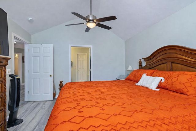 105 Oakview Circle, Manning, SC 29102