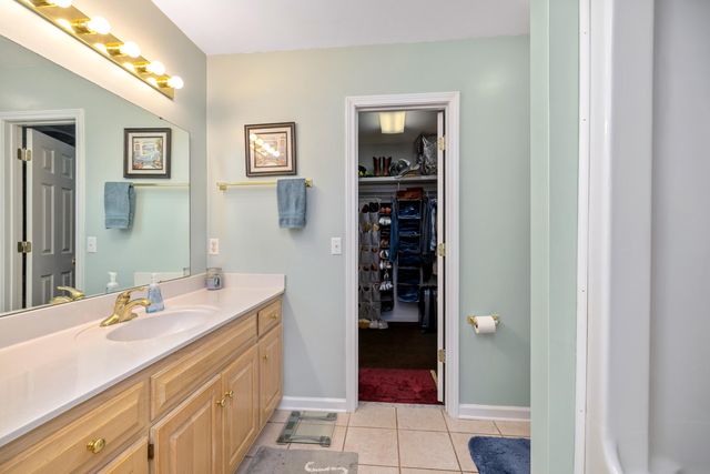 105 Oakview Circle, Manning, SC 29102