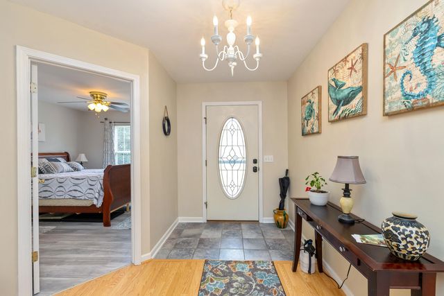 105 Oakview Circle, Manning, SC 29102