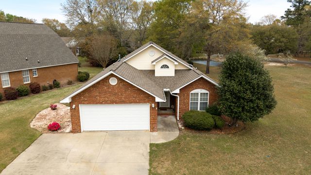 105 Oakview Circle, Manning, SC 29102