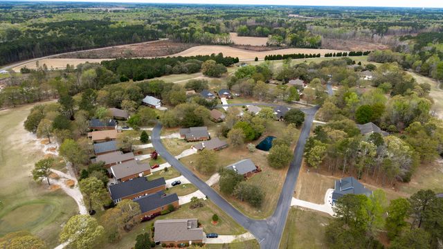 105 Oakview Circle, Manning, SC 29102