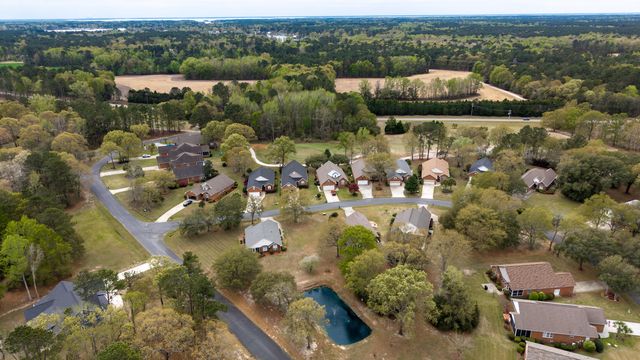 105 Oakview Circle, Manning, SC 29102
