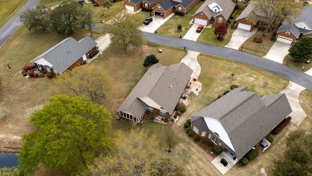 105 Oakview Circle, Manning, SC 29102