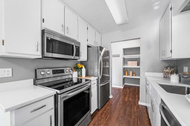 468 Laurel Avenue, Half Moon Bay, CA 94019