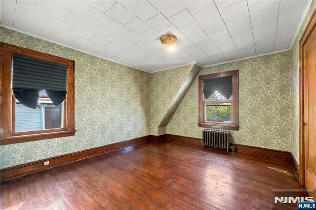 82 Brook Avenue, Passaic, NJ 07055