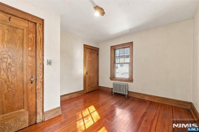 82 Brook Avenue, Passaic, NJ 07055