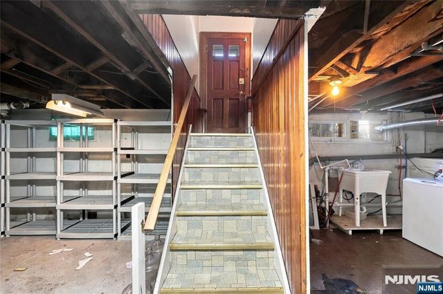 82 Brook Avenue, Passaic, NJ 07055
