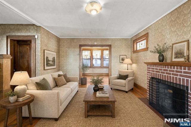 82 Brook Avenue, Passaic, NJ 07055