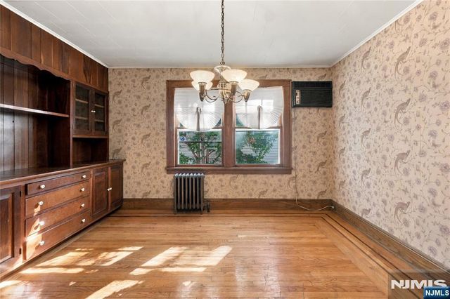 82 Brook Avenue, Passaic, NJ 07055