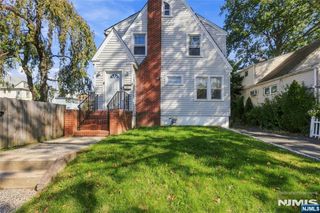82 Brook Avenue, Passaic, NJ 07055