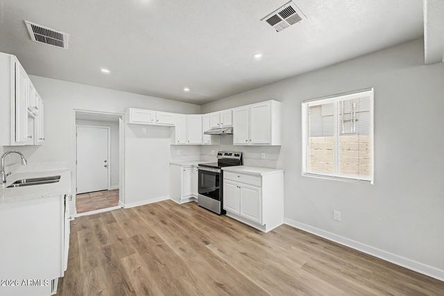 1926 E WILLETTA Street, Phoenix, AZ 85006