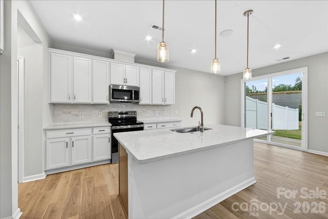 512 Webster Lane, Cramerton, NC 28032