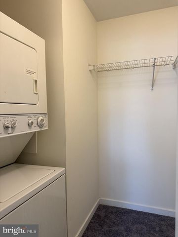 3308 EASTVIEW LN, Wilmington, DE 19802