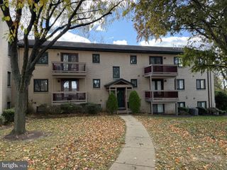 3308 EASTVIEW LN, Wilmington, DE 19802