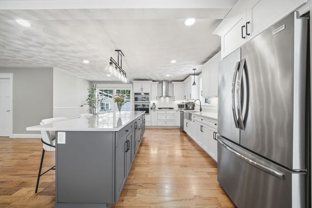 25 Margate Ave, Saugus, MA 01906